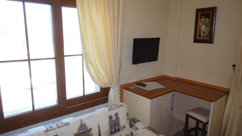 Golden Stone Butik Otel Çeşme Chambre photo